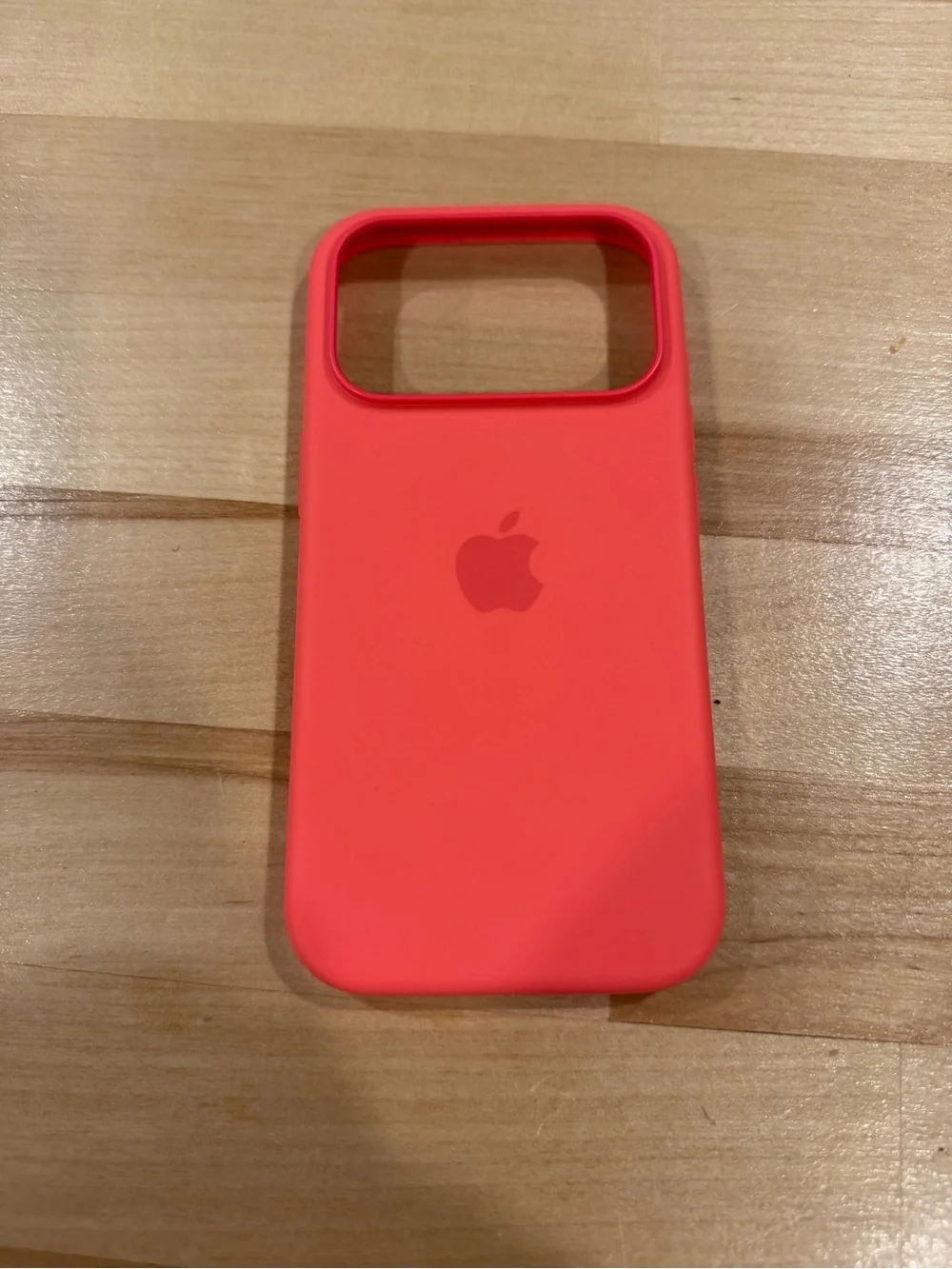 Apple iPhone 17 Pro Guava Case